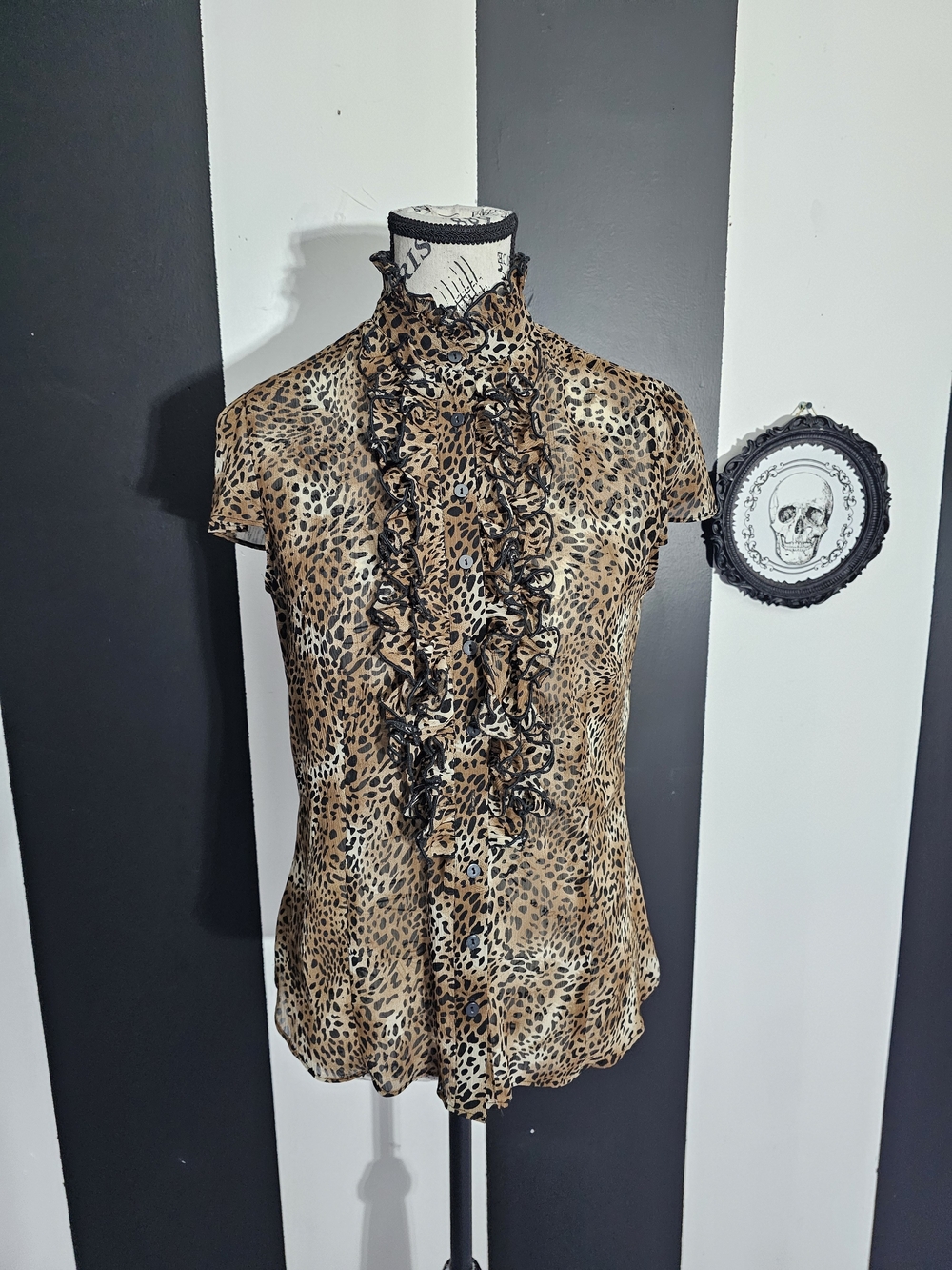 Vintage Leopard Print Ruffle Button-Down Top - Brown & Black